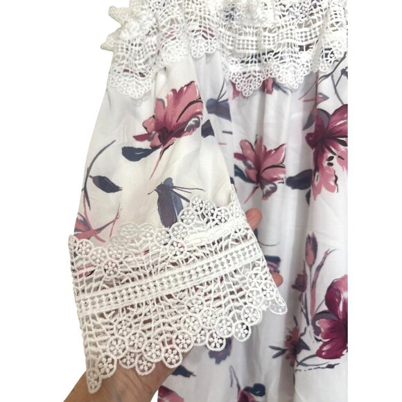 NWT By & By Floral Print Cami Blouse SZ Small Lace Trim White Pink Navy - Picture 5 of 11